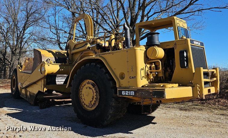 image for item NP9364 1976 Caterpillar 621B conventional scraper 