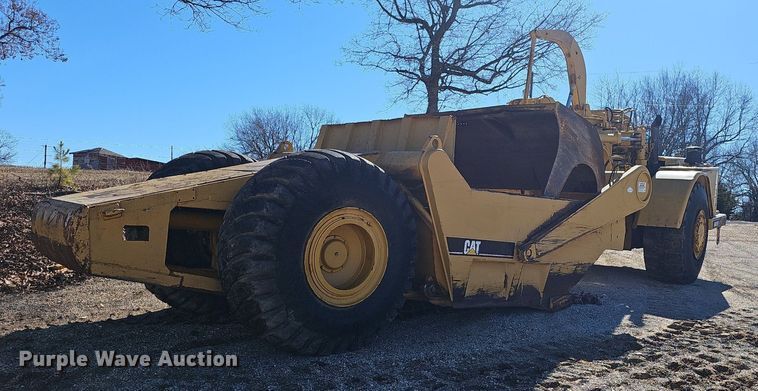 image for item NP9364 1976 Caterpillar 621B conventional scraper 