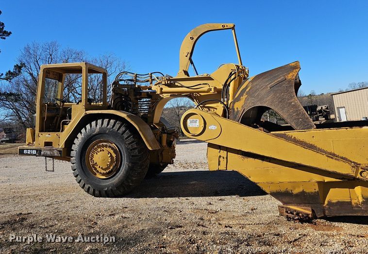 image for item NP9364 1976 Caterpillar 621B conventional scraper 