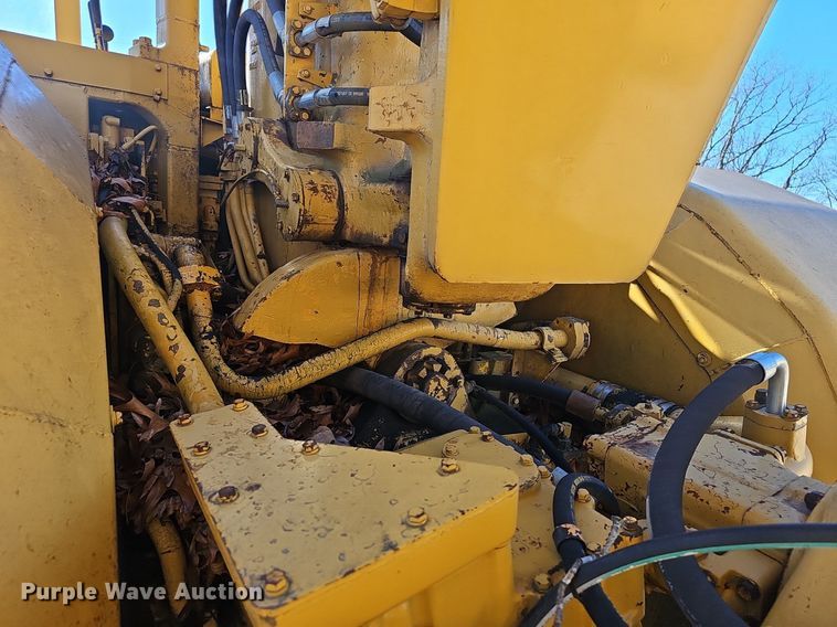 image for item NP9364 1976 Caterpillar 621B conventional scraper 