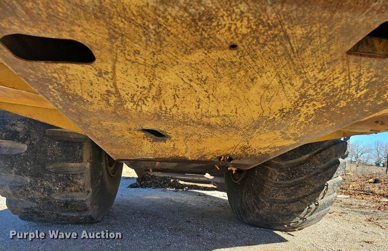 image for item NP9364 1976 Caterpillar 621B conventional scraper 