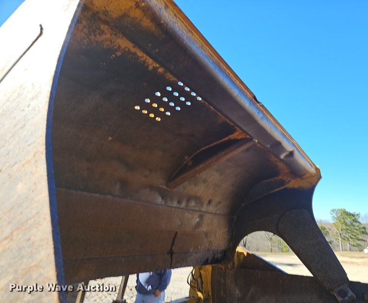 image for item NP9364 1976 Caterpillar 621B conventional scraper 