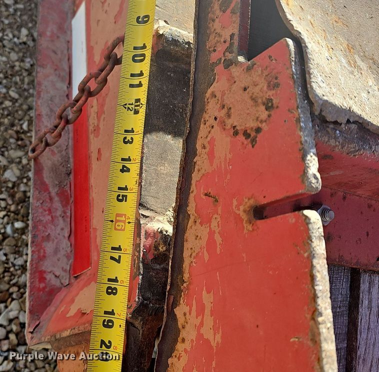 image for item NP9366 1997 Talbert lowboy equipment trailer