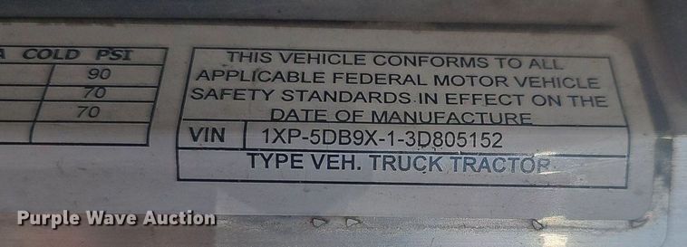 image for item NP9367 2003 Peterbilt  379 semi truck