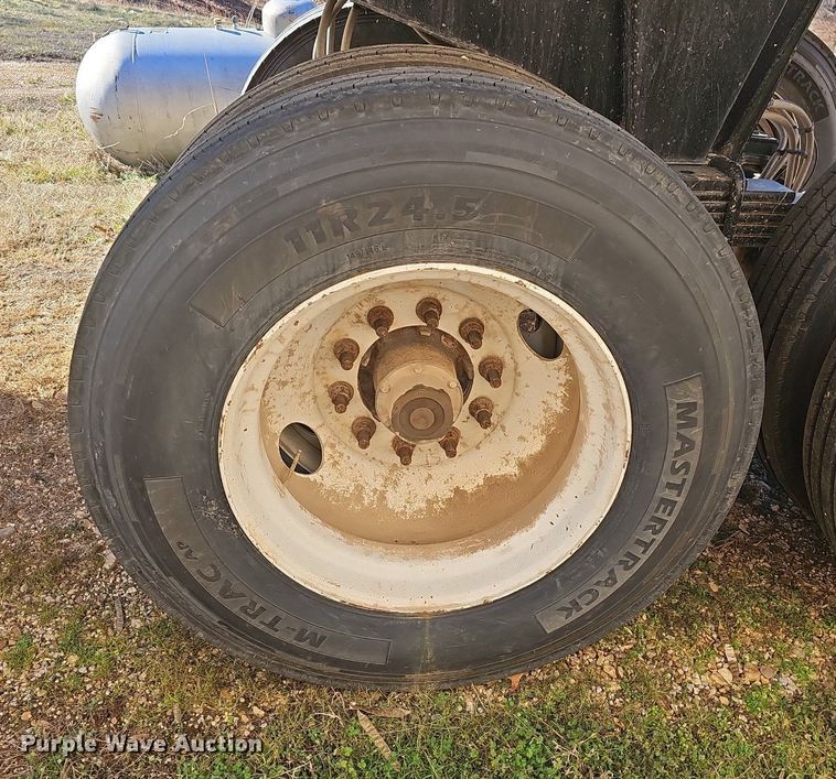 image for item NP9368 2018 Brazos end dump trailer