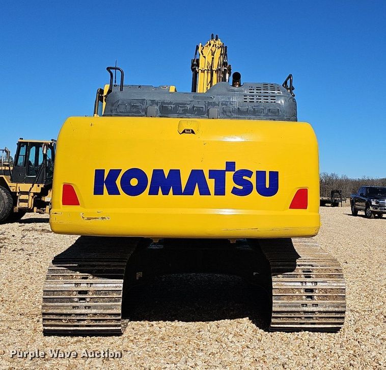 image for item NP9370 2019 Komatsu PC210LC-11 excavator