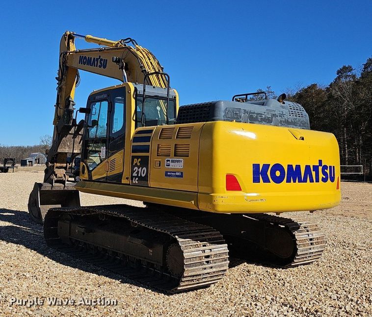 image for item NP9370 2019 Komatsu PC210LC-11 excavator