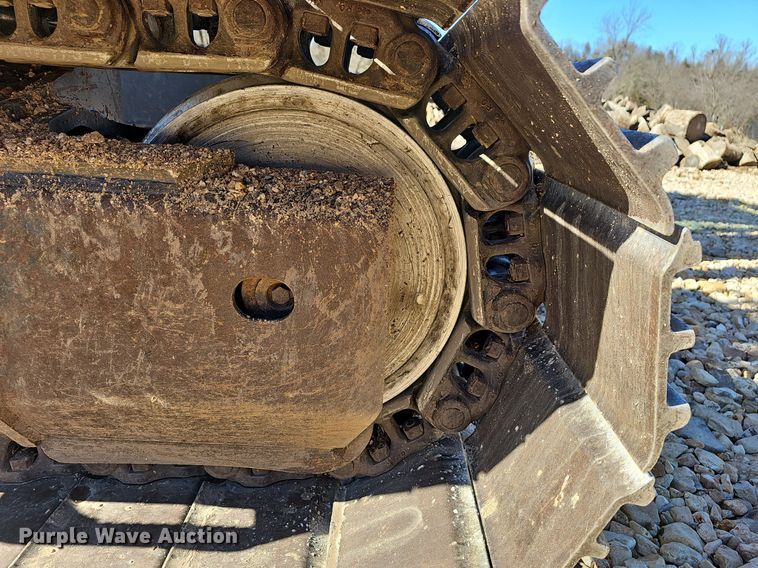 image for item NP9370 2019 Komatsu PC210LC-11 excavator