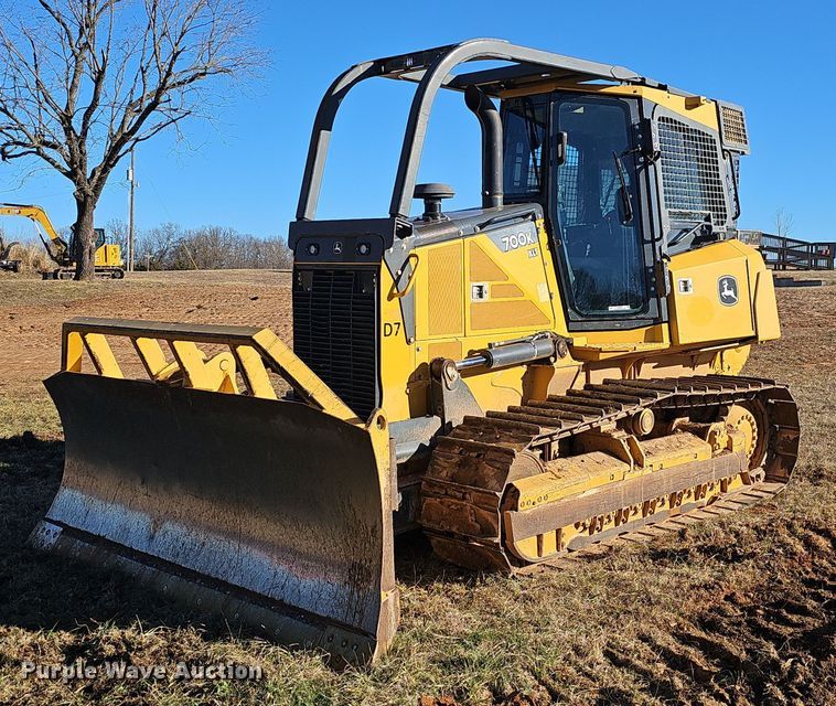 image for item NP9371 2013 John Deere 700K XLT dozer