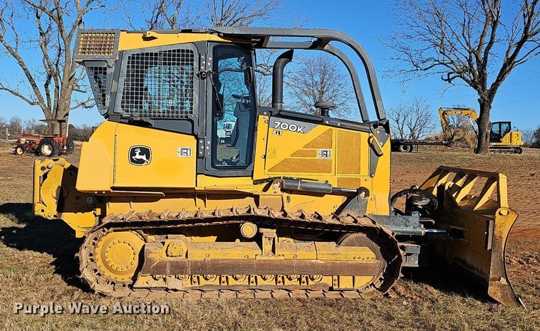 image for item NP9371 2013 John Deere 700K XLT dozer