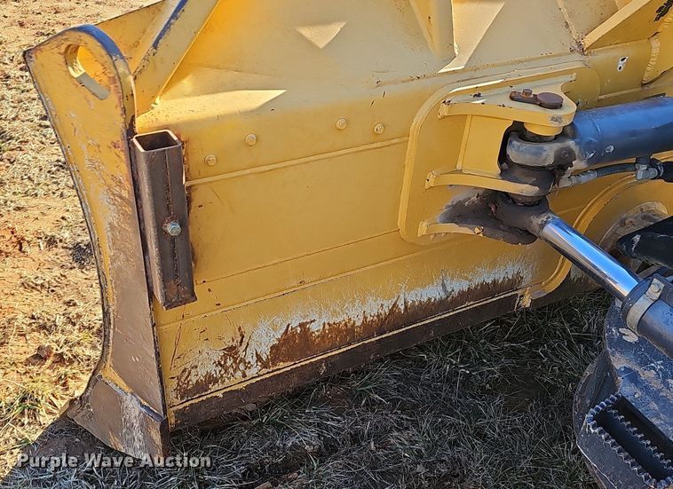 image for item NP9371 2013 John Deere 700K XLT dozer