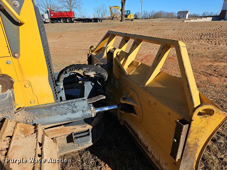 image for item NP9371 2013 John Deere 700K XLT dozer