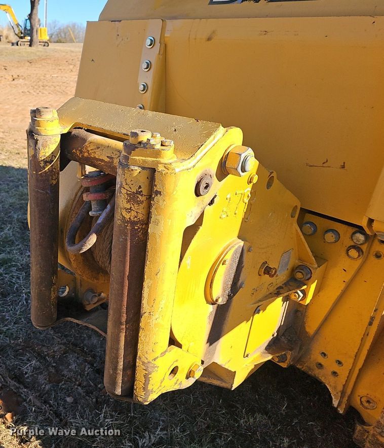 image for item NP9371 2013 John Deere 700K XLT dozer