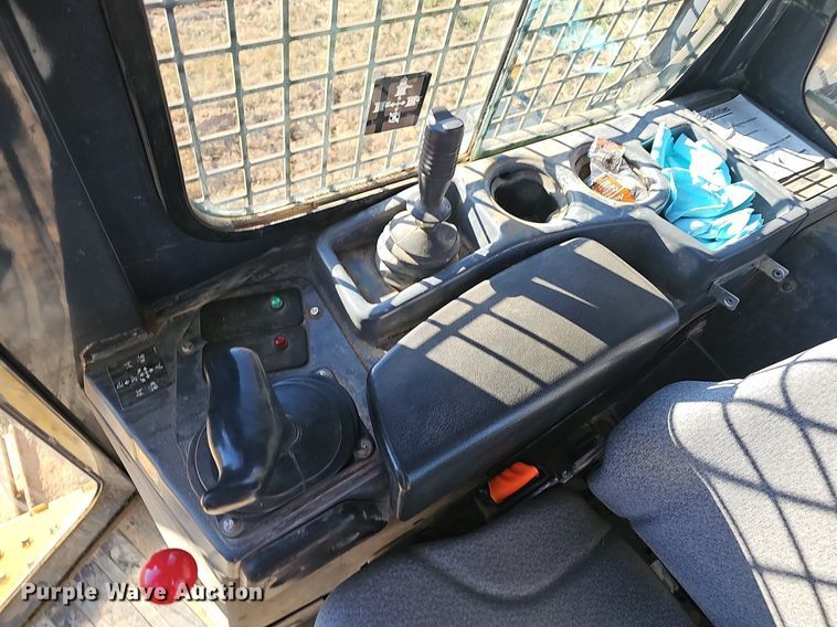 image for item NP9371 2013 John Deere 700K XLT dozer