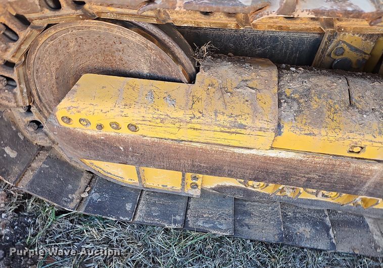 image for item NP9371 2013 John Deere 700K XLT dozer