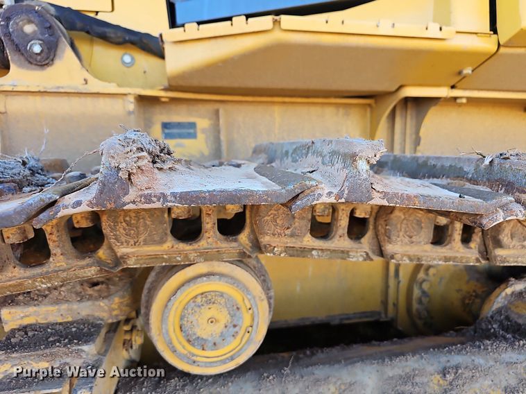 image for item NP9371 2013 John Deere 700K XLT dozer