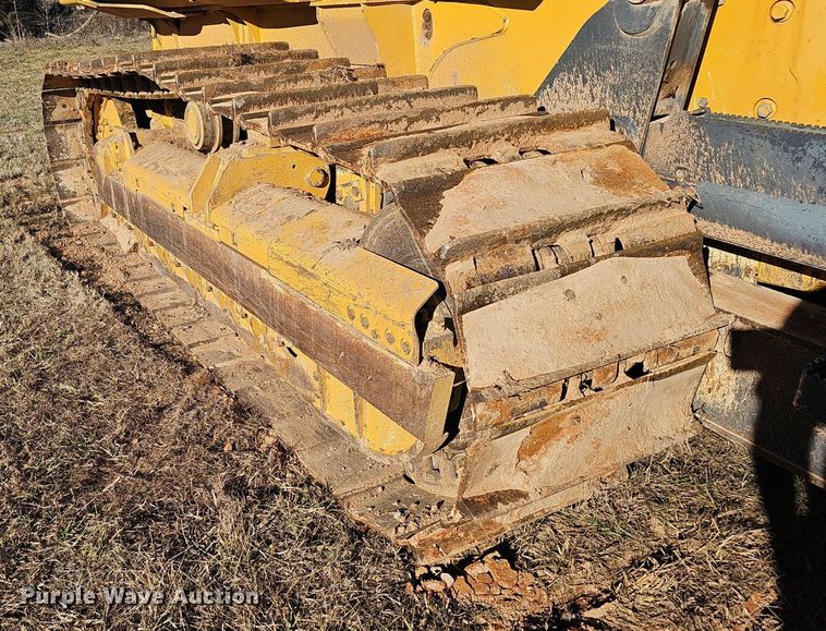 image for item NP9371 2013 John Deere 700K XLT dozer