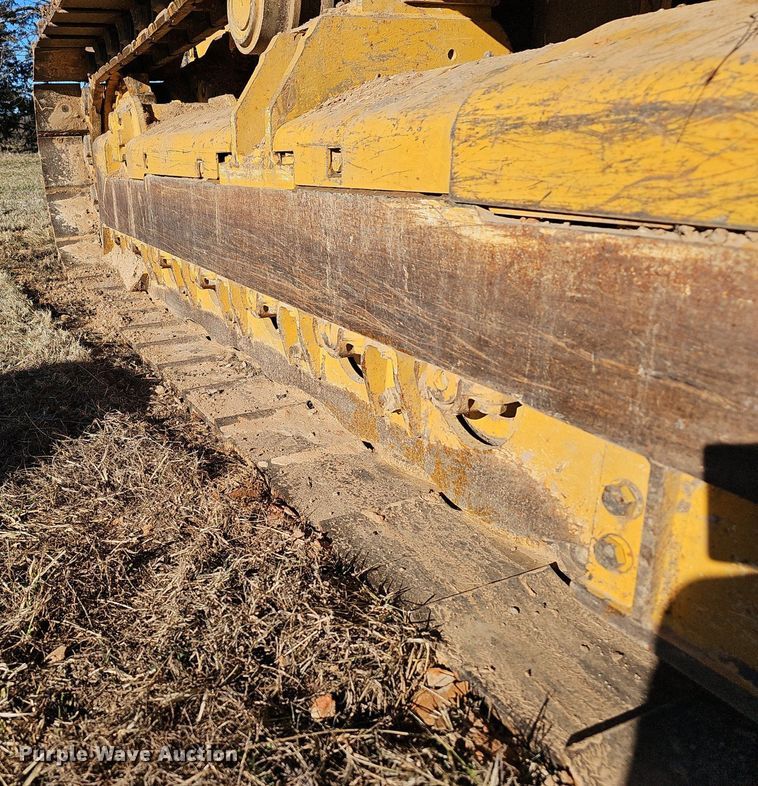 image for item NP9371 2013 John Deere 700K XLT dozer