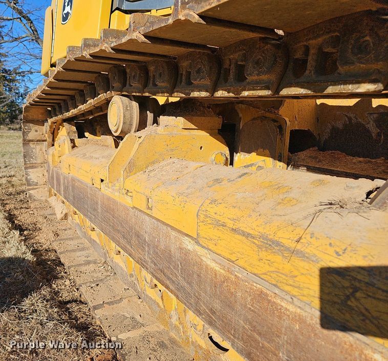 image for item NP9371 2013 John Deere 700K XLT dozer