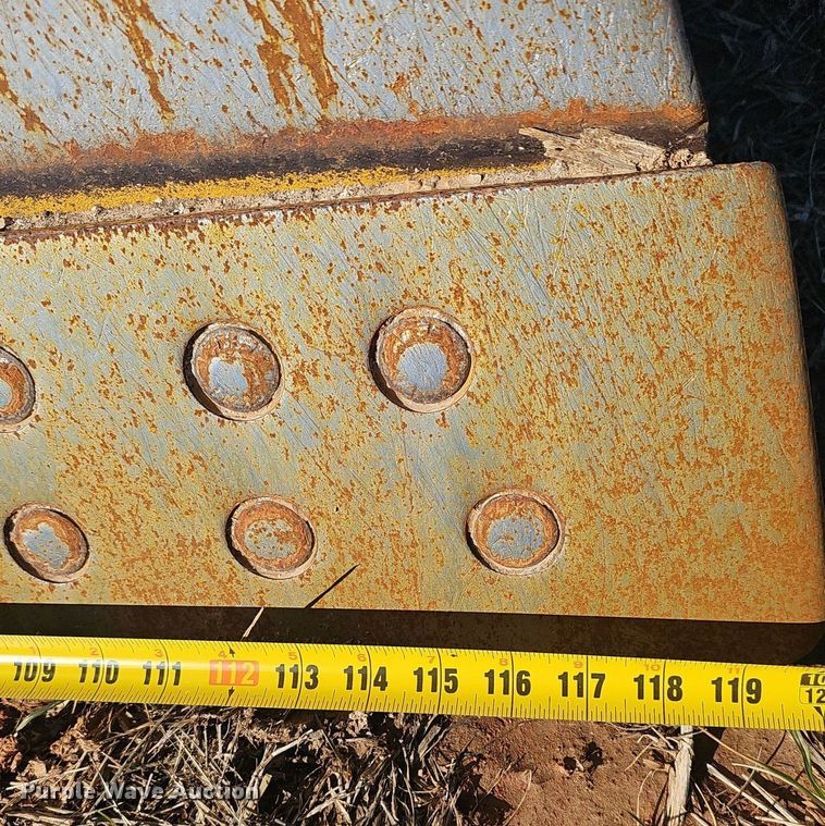 image for item NP9371 2013 John Deere 700K XLT dozer