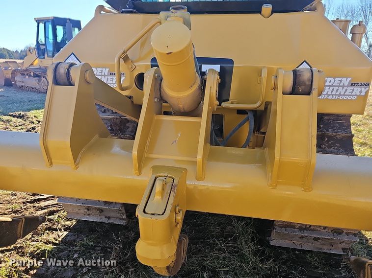 image for item NP9372 2014 Caterpillar D6N XL dozer