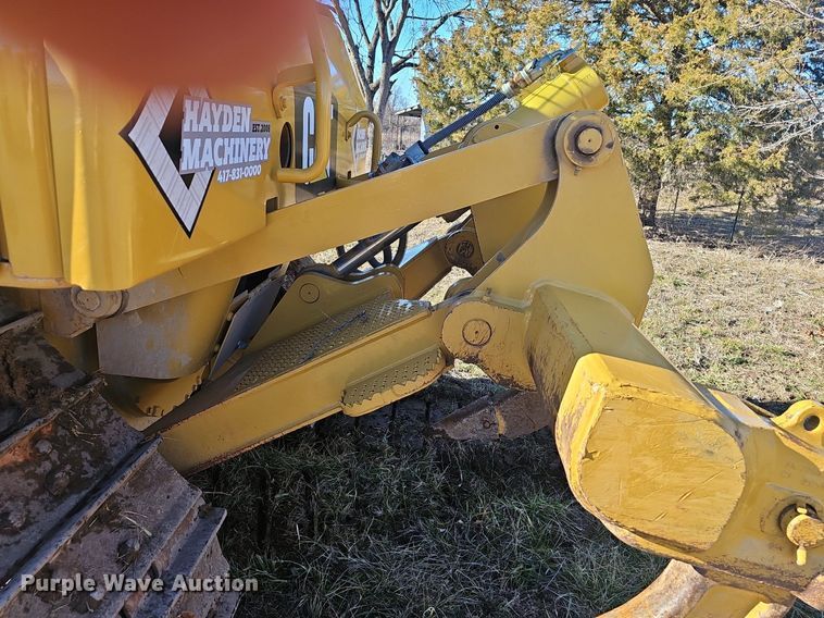 image for item NP9372 2014 Caterpillar D6N XL dozer