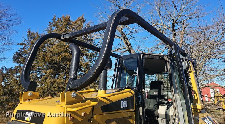 image for item NP9372 2014 Caterpillar D6N XL dozer