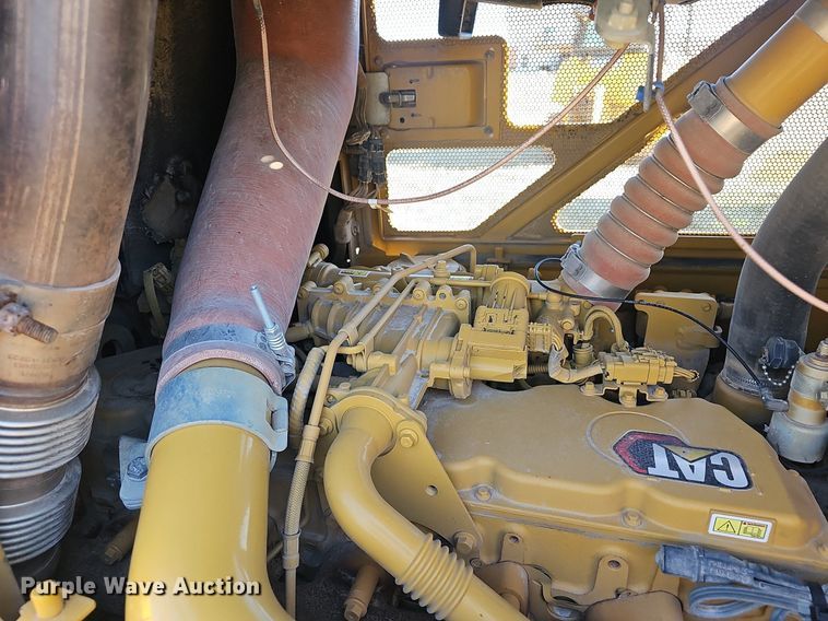 image for item NP9372 2014 Caterpillar D6N XL dozer