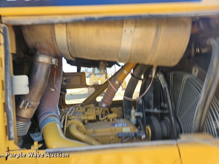 image for item NP9372 2014 Caterpillar D6N XL dozer