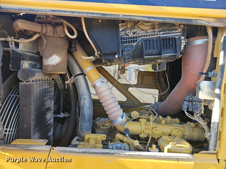 image for item NP9372 2014 Caterpillar D6N XL dozer