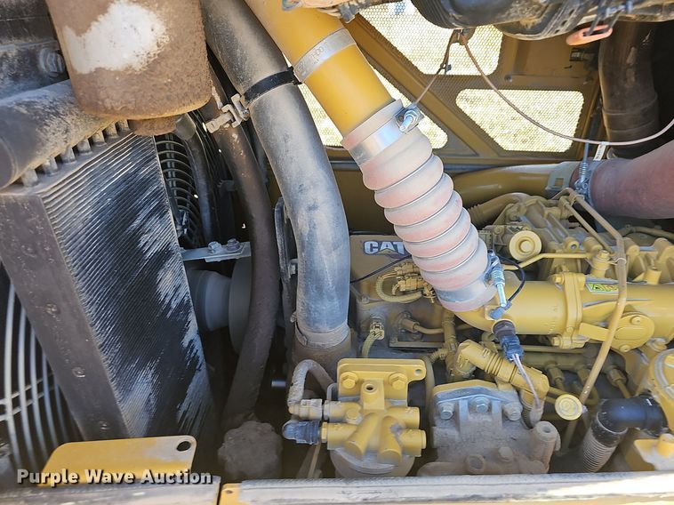 image for item NP9372 2014 Caterpillar D6N XL dozer