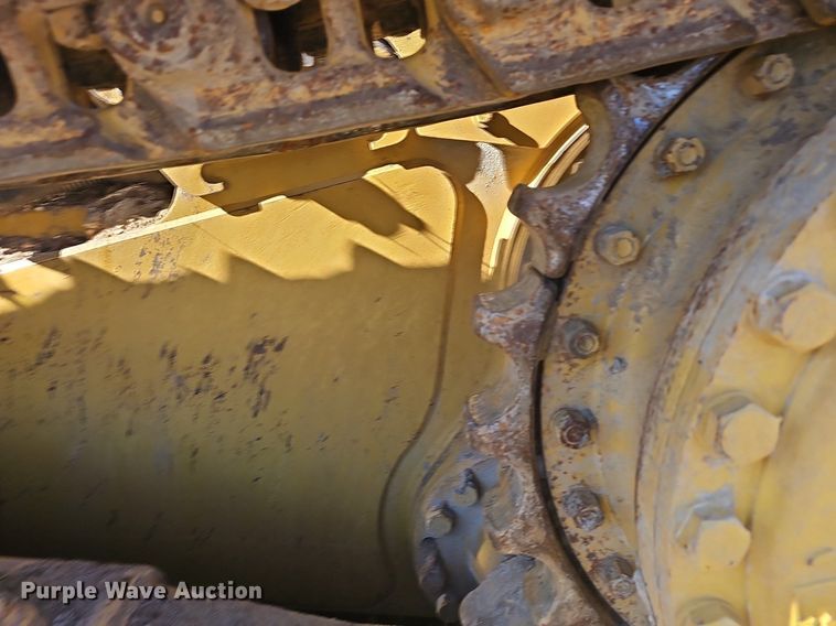 image for item NP9372 2014 Caterpillar D6N XL dozer