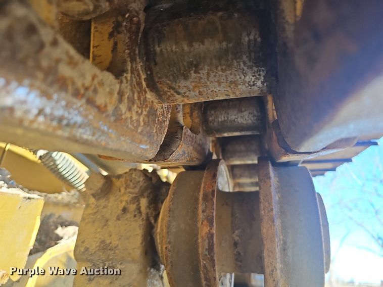 image for item NP9372 2014 Caterpillar D6N XL dozer