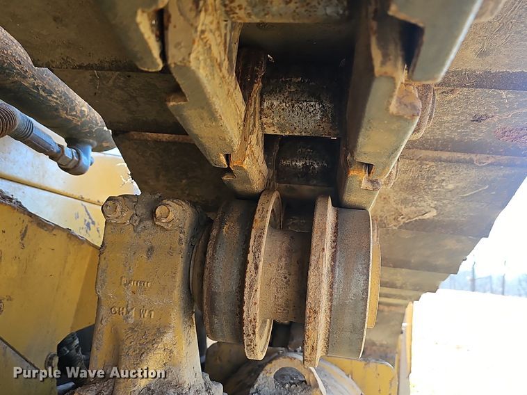 image for item NP9372 2014 Caterpillar D6N XL dozer