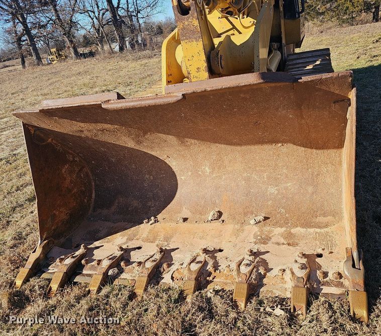 image for item NP9373 2002 Caterpillar 963C track loader