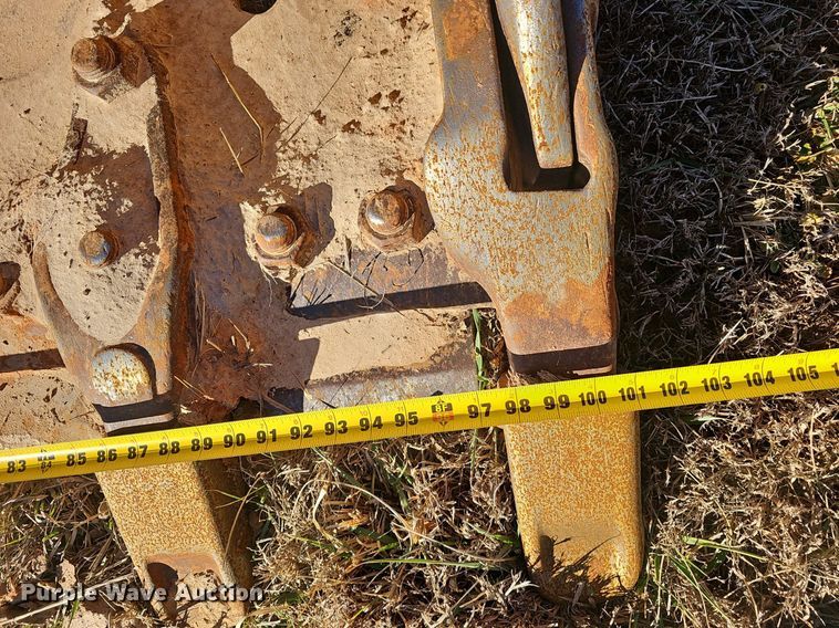 image for item NP9373 2002 Caterpillar 963C track loader