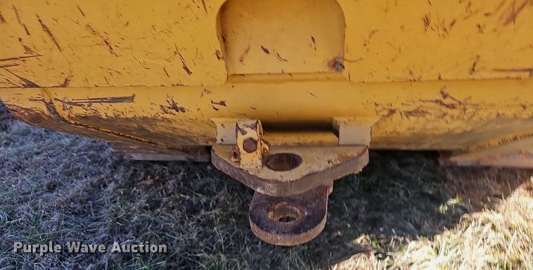 image for item NP9373 2002 Caterpillar 963C track loader