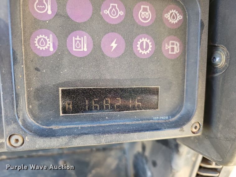 image for item NP9373 2002 Caterpillar 963C track loader