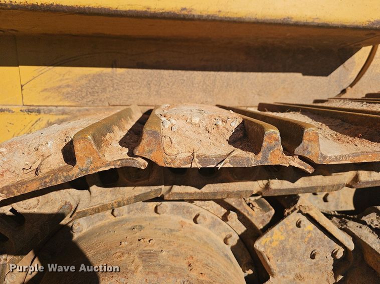 image for item NP9373 2002 Caterpillar 963C track loader