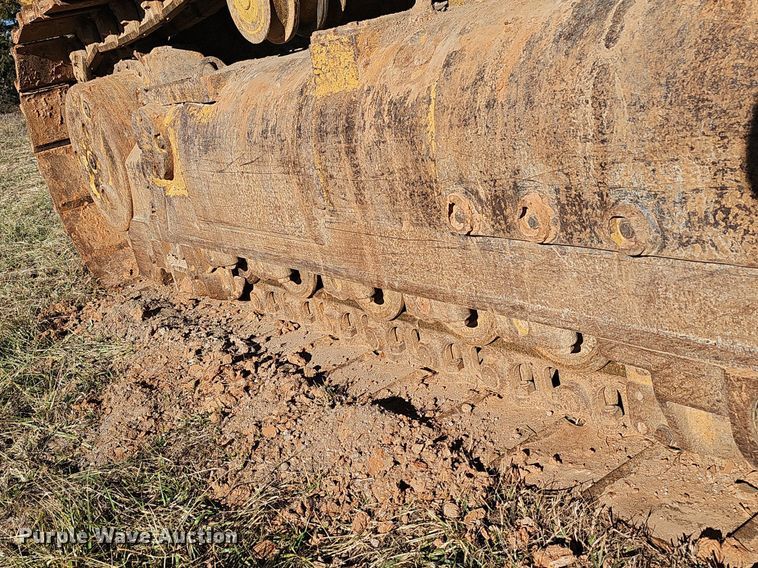 image for item NP9373 2002 Caterpillar 963C track loader