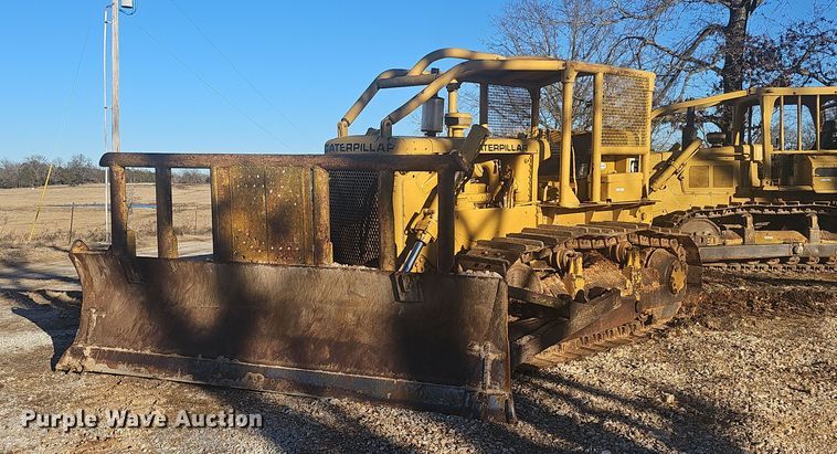 image for item NP9374 1968 Caterpillar D6C dozer