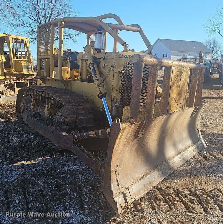 image for item NP9374 1968 Caterpillar D6C dozer