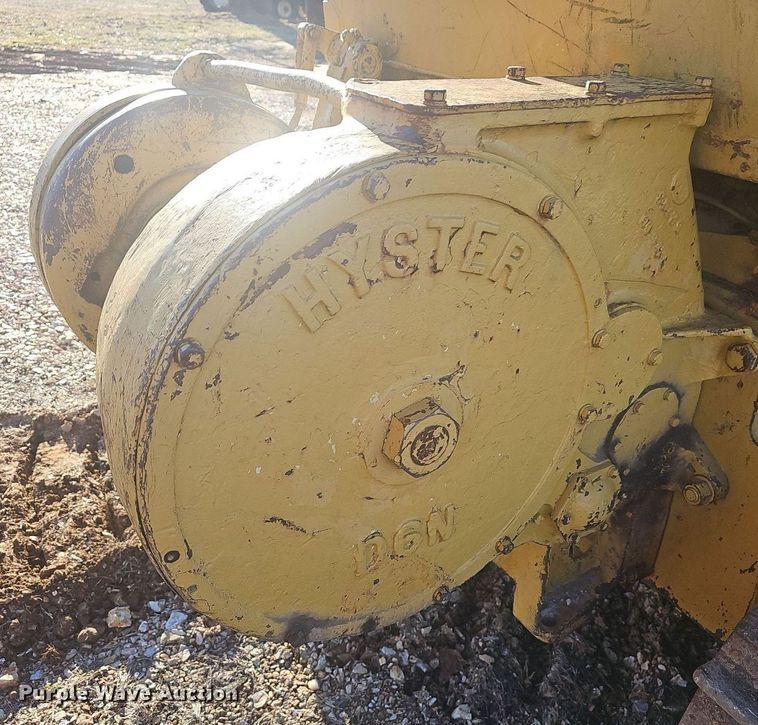 image for item NP9374 1968 Caterpillar D6C dozer