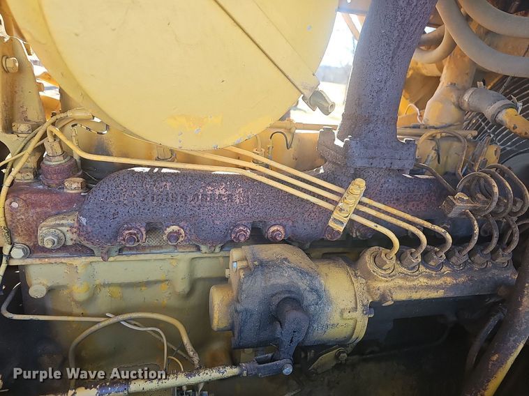 image for item NP9374 1968 Caterpillar D6C dozer