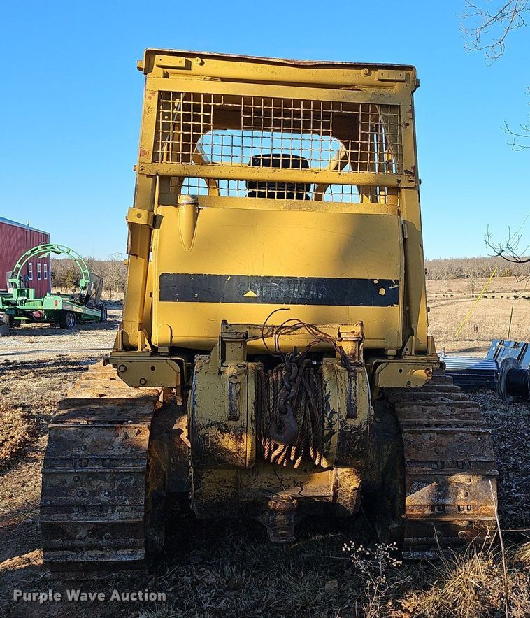 image for item NP9375 1981 Caterpillar D6D dozer
