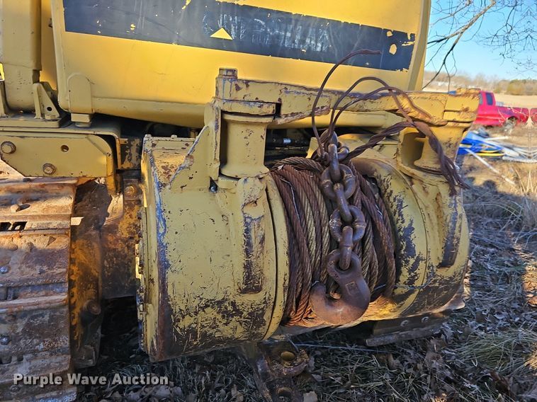 image for item NP9375 1981 Caterpillar D6D dozer