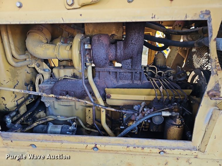 image for item NP9375 1981 Caterpillar D6D dozer