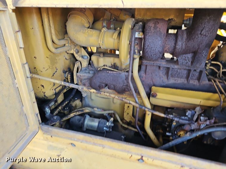 image for item NP9375 1981 Caterpillar D6D dozer