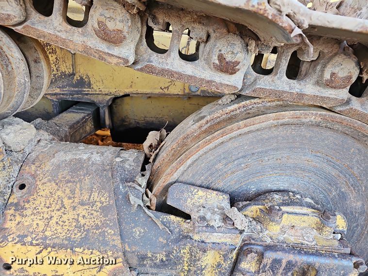 image for item NP9375 1981 Caterpillar D6D dozer