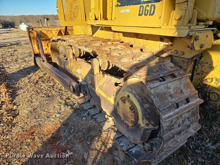 image for item NP9375 1981 Caterpillar D6D dozer